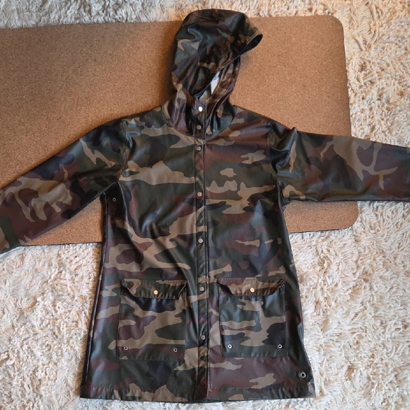 Herschel Supply Company Jackets & Blazers - Hershel Camouflage Hooded Raincoat